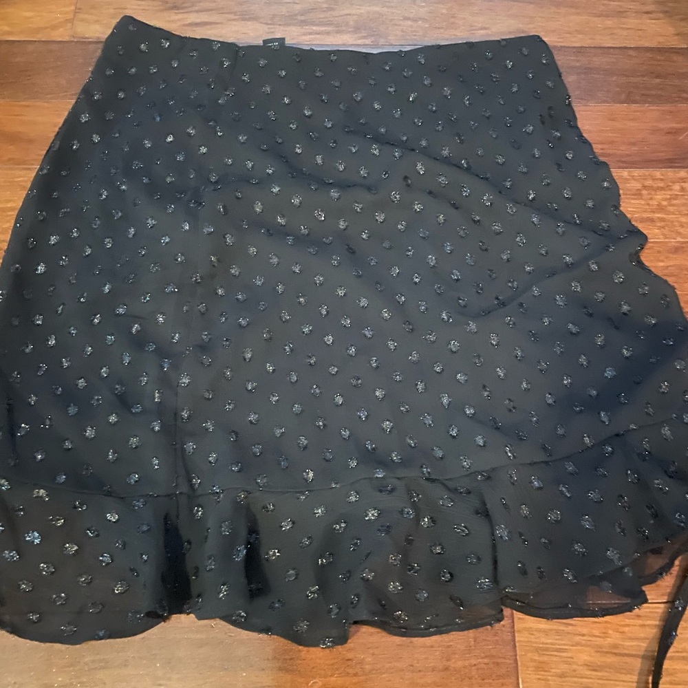 Forever 21 Black Bubble Mini Skirt
